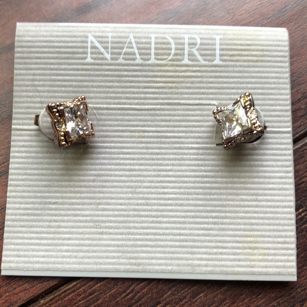 NADRI EARRINGS